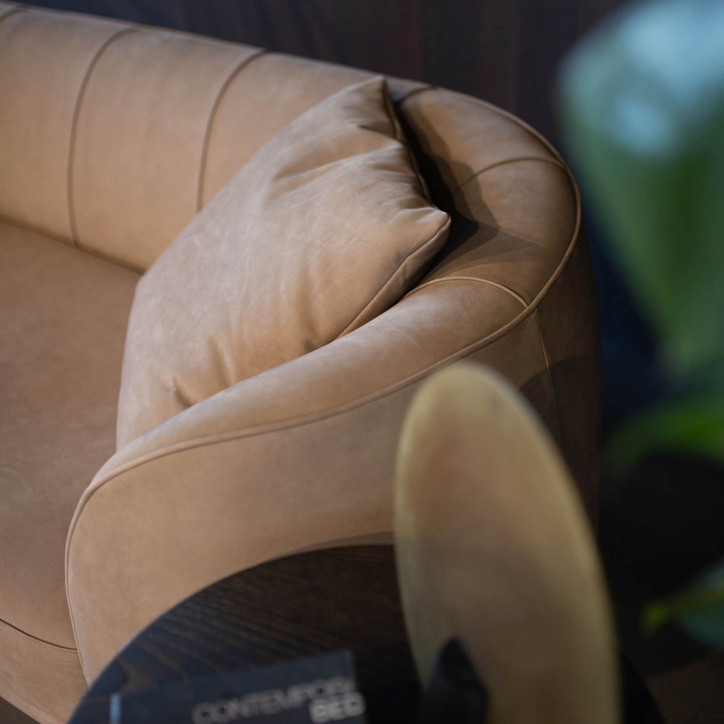 Aurea Sofa