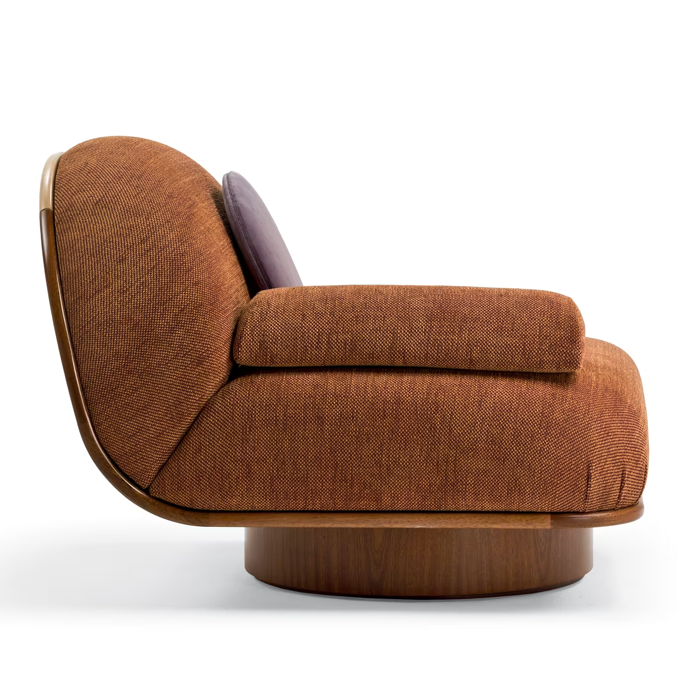 Thumb asymmetrical rust armchair
