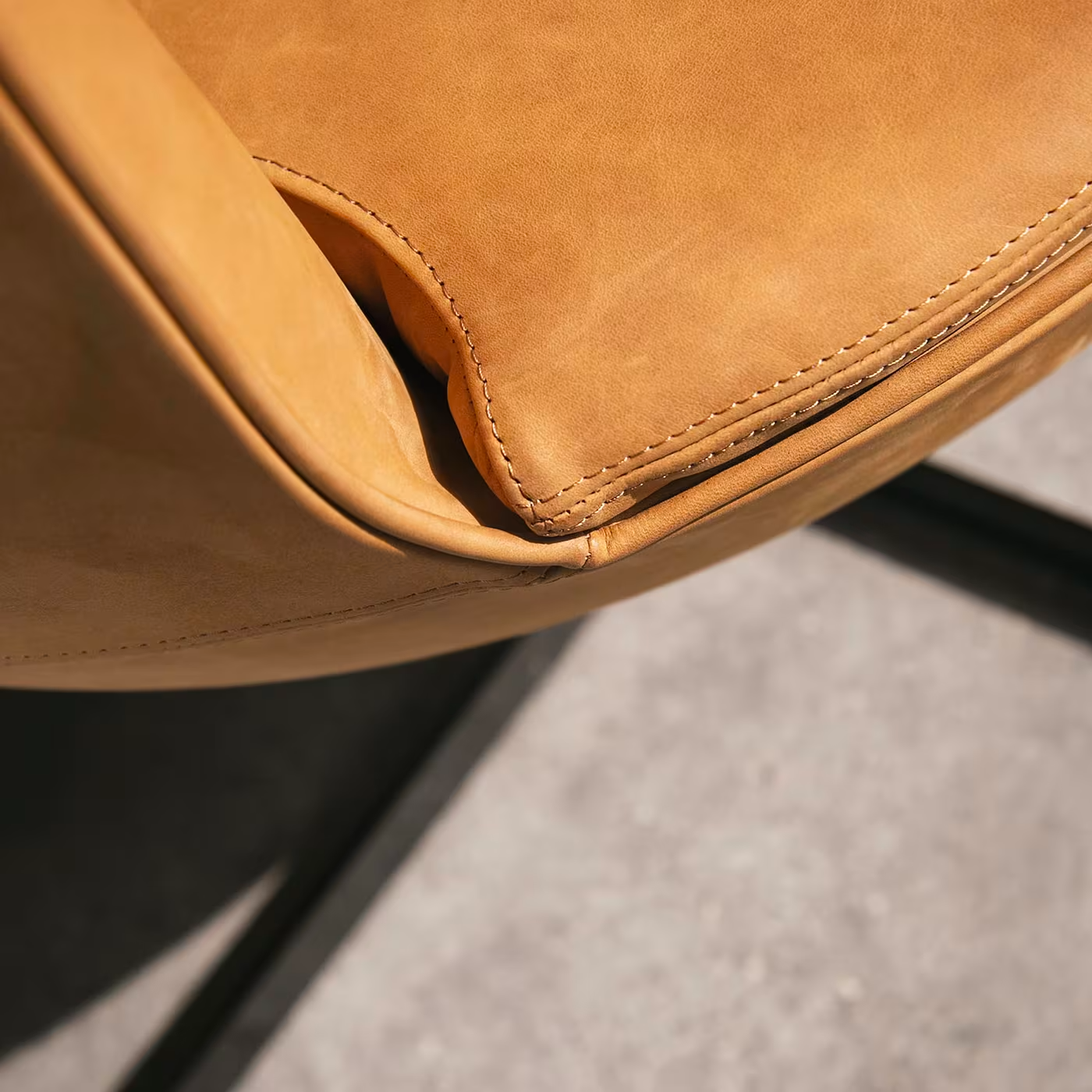 Calice armchair